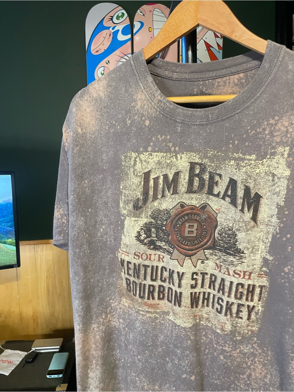 Jim beam sour mash burbon Men's Distressed Graphic Tee - Charcoal Gray size L